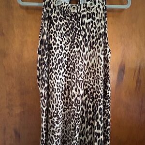 Cable and Gauge woman’s top